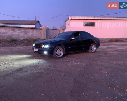 Черный Мерседес Е-Класс, объемом двигателя 2.7 л и пробегом 400 тыс. км за 7299 $, фото 15 на Automoto.ua