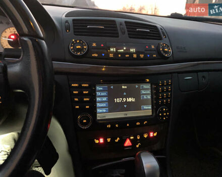 Черный Мерседес Е-Класс, объемом двигателя 2.7 л и пробегом 400 тыс. км за 7299 $, фото 25 на Automoto.ua