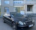 Чорний Мерседес Е-Клас, об'ємом двигуна 2.1 л та пробігом 375 тис. км за 4149 $, фото 1 на Automoto.ua