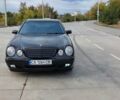 Черный Мерседес Е-Класс, объемом двигателя 2 л и пробегом 375 тыс. км за 5000 $, фото 1 на Automoto.ua