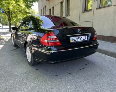 Черный Мерседес Е-Класс, объемом двигателя 2.4 л и пробегом 299 тыс. км за 6500 $, фото 10 на Automoto.ua