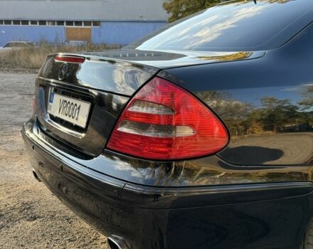 Мерседес Е-Класс 2002 в Днепре (Днепропетровске) на Automoto.ua Черный Мерседес Е-Класс, объемом двигателя 1.8 л и пробегом 250 тыс. км за 5999 $, фото 11 на Automoto.ua