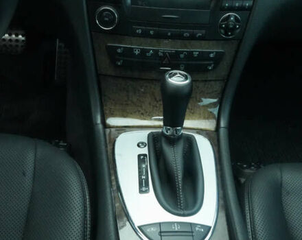 Черный Мерседес Е-Класс, объемом двигателя 4.97 л и пробегом 300 тыс. км за 9300 $, фото 20 на Automoto.ua