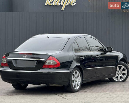 Черный Мерседес Е-Класс, объемом двигателя 1.8 л и пробегом 220 тыс. км за 6750 $, фото 3 на Automoto.ua