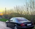 Черный Мерседес Е-Класс, объемом двигателя 3.2 л и пробегом 318 тыс. км за 6500 $, фото 5 на Automoto.ua