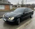 Черный Мерседес Е-Класс, объемом двигателя 2.2 л и пробегом 298 тыс. км за 2650 $, фото 2 на Automoto.ua