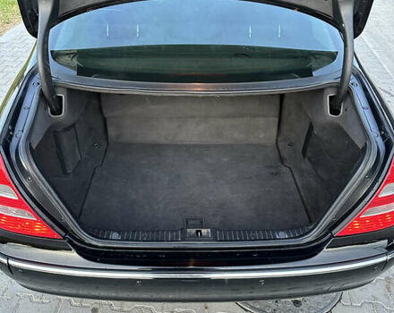 Мерседес Е-Класс 2003 в Дунаевцах на Automoto.ua Черный Мерседес Е-Класс, объемом двигателя 1.8 л и пробегом 265 тыс. км за 6400 $, фото 7 на Automoto.ua