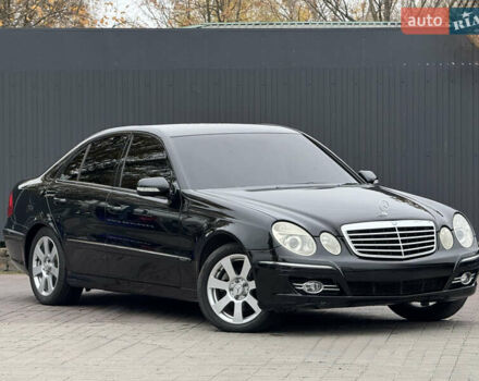 Черный Мерседес Е-Класс, объемом двигателя 1.8 л и пробегом 220 тыс. км за 6750 $, фото 1 на Automoto.ua
