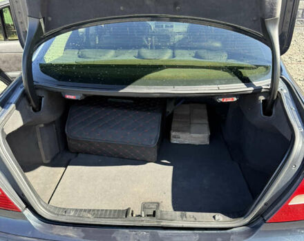 Черный Мерседес Е-Класс, объемом двигателя 2.7 л и пробегом 440 тыс. км за 7000 $, фото 19 на Automoto.ua