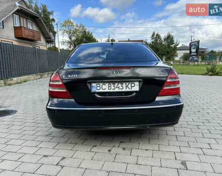 Черный Мерседес Е-Класс, объемом двигателя 3.2 л и пробегом 425 тыс. км за 5299 $, фото 10 на Automoto.ua