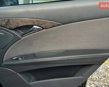 Черный Мерседес Е-Класс, объемом двигателя 1.8 л и пробегом 330 тыс. км за 9000 $, фото 16 на Automoto.ua