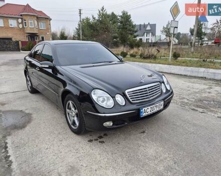 Чорний Мерседес Е-Клас, об'ємом двигуна 2.7 л та пробігом 203 тис. км за 10300 $, фото 1 на Automoto.ua
