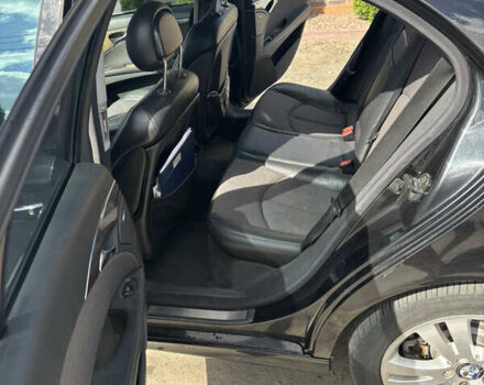 Черный Мерседес Е-Класс, объемом двигателя 1.8 л и пробегом 385 тыс. км за 7200 $, фото 10 на Automoto.ua