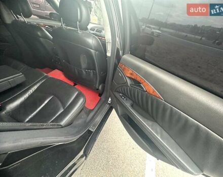 Черный Мерседес Е-Класс, объемом двигателя 3.2 л и пробегом 483 тыс. км за 5500 $, фото 30 на Automoto.ua