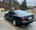 Черный Мерседес Е-Класс, объемом двигателя 2.2 л и пробегом 298 тыс. км за 2650 $, фото 3 на Automoto.ua
