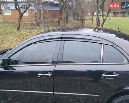 Черный Мерседес Е-Класс, объемом двигателя 2.7 л и пробегом 310 тыс. км за 5500 $, фото 29 на Automoto.ua