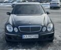 Черный Мерседес Е-Класс, объемом двигателя 3.7 л и пробегом 150 тыс. км за 6000 $, фото 1 на Automoto.ua