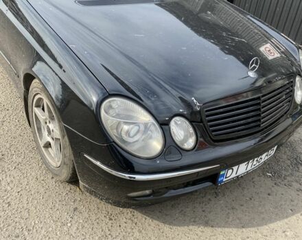 Черный Мерседес Е-Класс, объемом двигателя 2.6 л и пробегом 220 тыс. км за 4800 $, фото 2 на Automoto.ua
