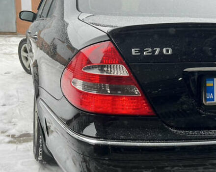 Черный Мерседес Е-Класс, объемом двигателя 2.7 л и пробегом 200 тыс. км за 7750 $, фото 45 на Automoto.ua