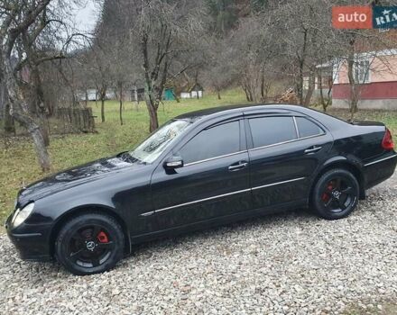 Черный Мерседес Е-Класс, объемом двигателя 2.7 л и пробегом 310 тыс. км за 5500 $, фото 5 на Automoto.ua