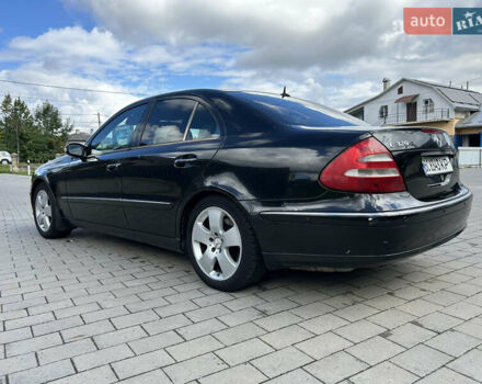 Черный Мерседес Е-Класс, объемом двигателя 3.2 л и пробегом 425 тыс. км за 5299 $, фото 7 на Automoto.ua