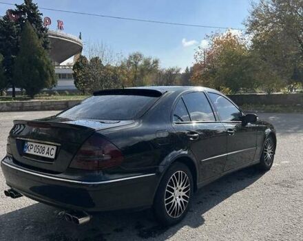 Черный Мерседес Е-Класс, объемом двигателя 2.6 л и пробегом 240 тыс. км за 5999 $, фото 3 на Automoto.ua