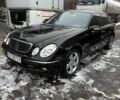 Черный Мерседес Е-Класс, объемом двигателя 4 л и пробегом 600 тыс. км за 4000 $, фото 1 на Automoto.ua