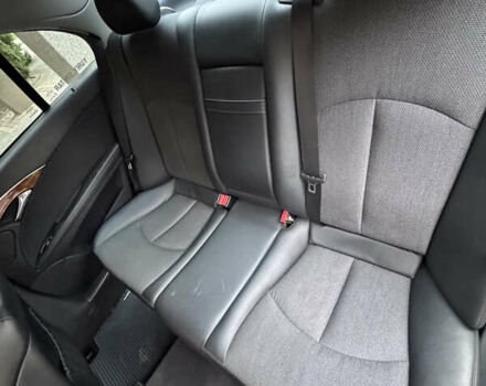 Черный Мерседес Е-Класс, объемом двигателя 3.2 л и пробегом 375 тыс. км за 8000 $, фото 10 на Automoto.ua