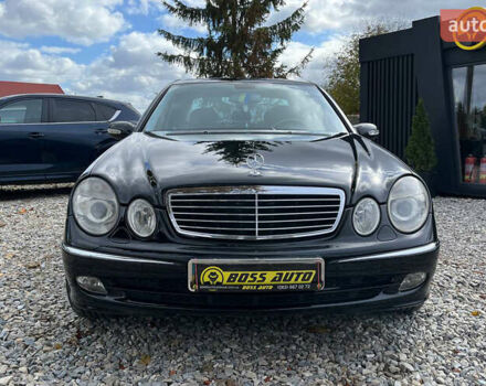 Черный Мерседес Е-Класс, объемом двигателя 1.8 л и пробегом 330 тыс. км за 9000 $, фото 1 на Automoto.ua