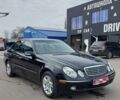 Черный Мерседес Е-Класс, объемом двигателя 3.2 л и пробегом 134 тыс. км за 5999 $, фото 1 на Automoto.ua