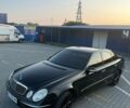 Чорний Мерседес Е-Клас, об'ємом двигуна 2.2 л та пробігом 500 тис. км за 6300 $, фото 1 на Automoto.ua