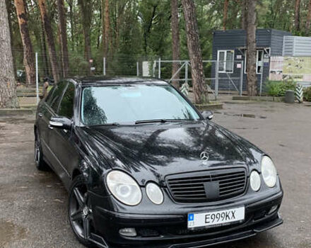 Чорний Мерседес Е-Клас, об'ємом двигуна 4.97 л та пробігом 351 тис. км за 9000 $, фото 1 на Automoto.ua