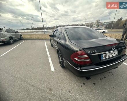 Черный Мерседес Е-Класс, объемом двигателя 3.2 л и пробегом 483 тыс. км за 5500 $, фото 17 на Automoto.ua