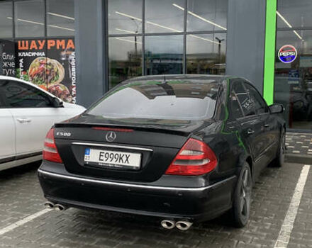 Чорний Мерседес Е-Клас, об'ємом двигуна 4.97 л та пробігом 351 тис. км за 9000 $, фото 8 на Automoto.ua