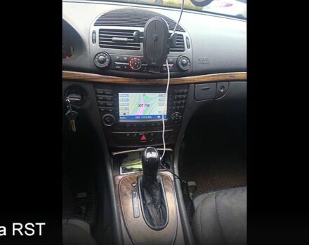 Черный Мерседес Е-Класс, объемом двигателя 1.8 л и пробегом 390 тыс. км за 6750 $, фото 9 на Automoto.ua