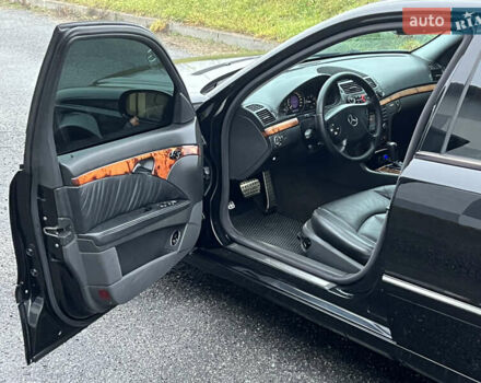 Черный Мерседес Е-Класс, объемом двигателя 2.7 л и пробегом 421 тыс. км за 8500 $, фото 13 на Automoto.ua