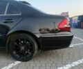 Чорний Мерседес Е-Клас, об'ємом двигуна 2.2 л та пробігом 500 тис. км за 5700 $, фото 1 на Automoto.ua