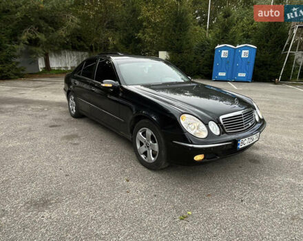 Черный Мерседес Е-Класс, объемом двигателя 2.7 л и пробегом 290 тыс. км за 7000 $, фото 2 на Automoto.ua