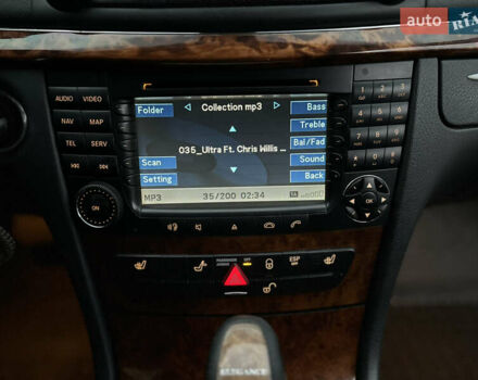 Черный Мерседес Е-Класс, объемом двигателя 3.22 л и пробегом 300 тыс. км за 6600 $, фото 17 на Automoto.ua