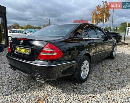 Черный Мерседес Е-Класс, объемом двигателя 1.8 л и пробегом 330 тыс. км за 9000 $, фото 3 на Automoto.ua