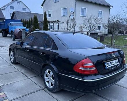 Черный Мерседес Е-Класс, объемом двигателя 3.2 л и пробегом 360 тыс. км за 6800 $, фото 1 на Automoto.ua