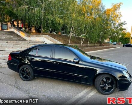 Мерседес Е-Класс 2003 в Первомайск на Automoto.ua Черный Мерседес Е-Класс, объемом двигателя 2.1 л и пробегом 0 тыс. км за 6800 $, фото 7 на Automoto.ua