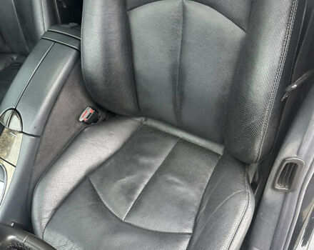 Черный Мерседес Е-Класс, объемом двигателя 3.22 л и пробегом 430 тыс. км за 8500 $, фото 18 на Automoto.ua