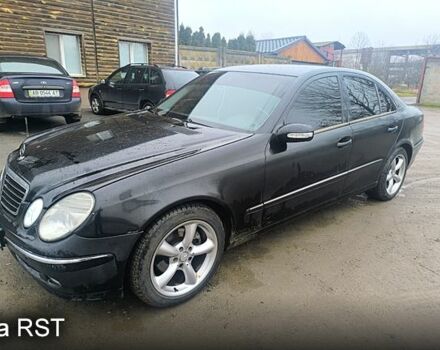 Черный Мерседес Е-Класс, объемом двигателя 1.8 л и пробегом 390 тыс. км за 6750 $, фото 5 на Automoto.ua