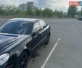 Черный Мерседес Е-Класс, объемом двигателя 3.2 л и пробегом 375 тыс. км за 6500 $, фото 1 на Automoto.ua