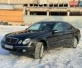 Черный Мерседес Е-Класс, объемом двигателя 3.2 л и пробегом 150 тыс. км за 7500 $, фото 1 на Automoto.ua