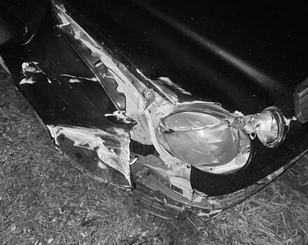 Мерседес Е-Клас 2003 у Івано-Франківську на Automoto.ua Чорний Мерседес Е-Клас, об'ємом двигуна 1.8 л та пробігом 355 тис. км за 4850 $, фото 3 на Automoto.ua