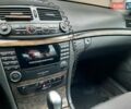 Черный Мерседес Е-Класс, объемом двигателя 1.8 л и пробегом 320 тыс. км за 8500 $, фото 5 на Automoto.ua