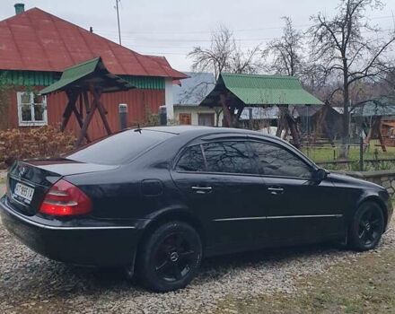 Черный Мерседес Е-Класс, объемом двигателя 2.7 л и пробегом 310 тыс. км за 5500 $, фото 12 на Automoto.ua