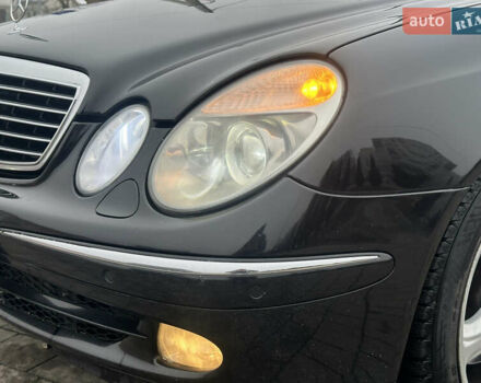 Черный Мерседес Е-Класс, объемом двигателя 3.22 л и пробегом 430 тыс. км за 8500 $, фото 11 на Automoto.ua